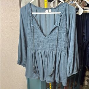 Melrose and Market Women's Blue Smocked Top Size M 100% Cotton
